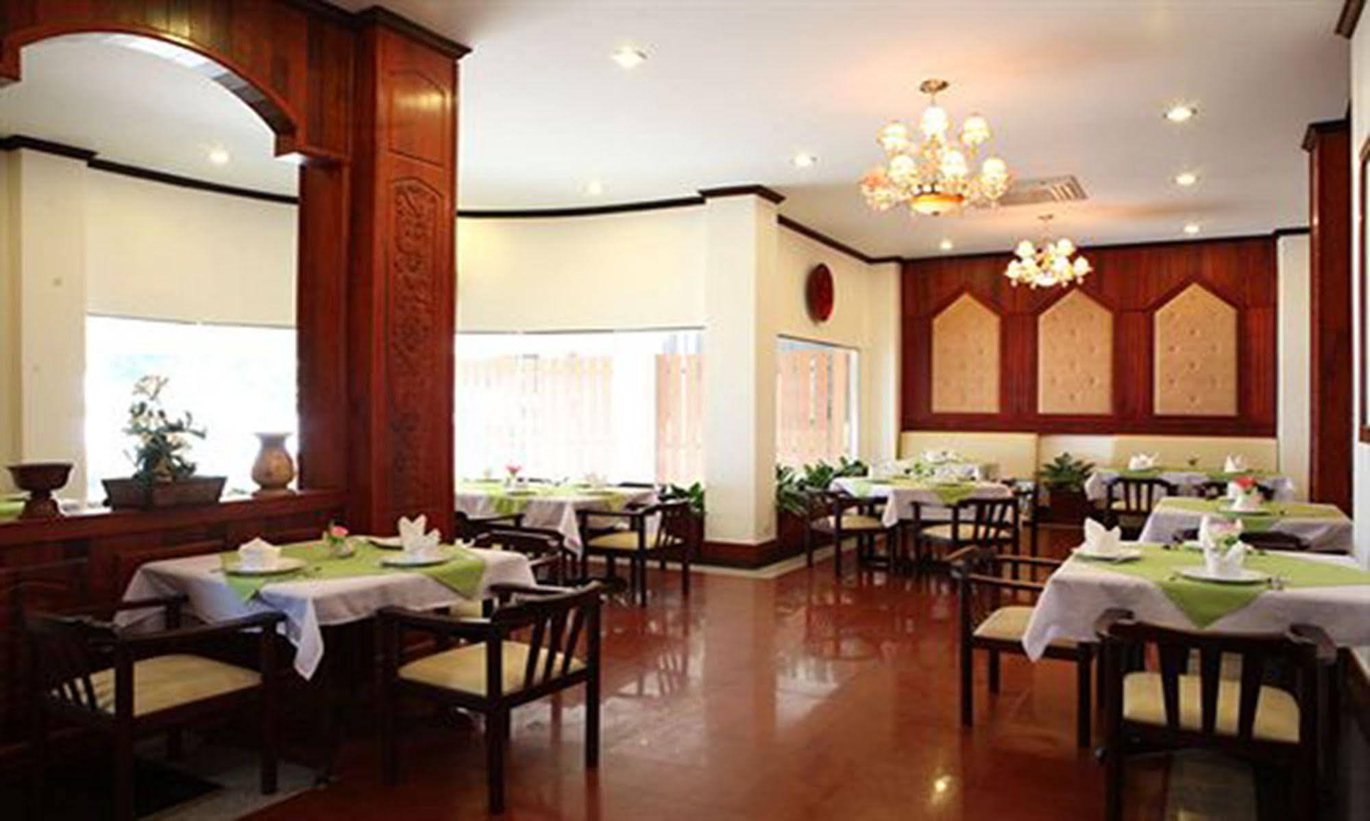 Vansana Riverside Hotel Vientiane Exteriér fotografie